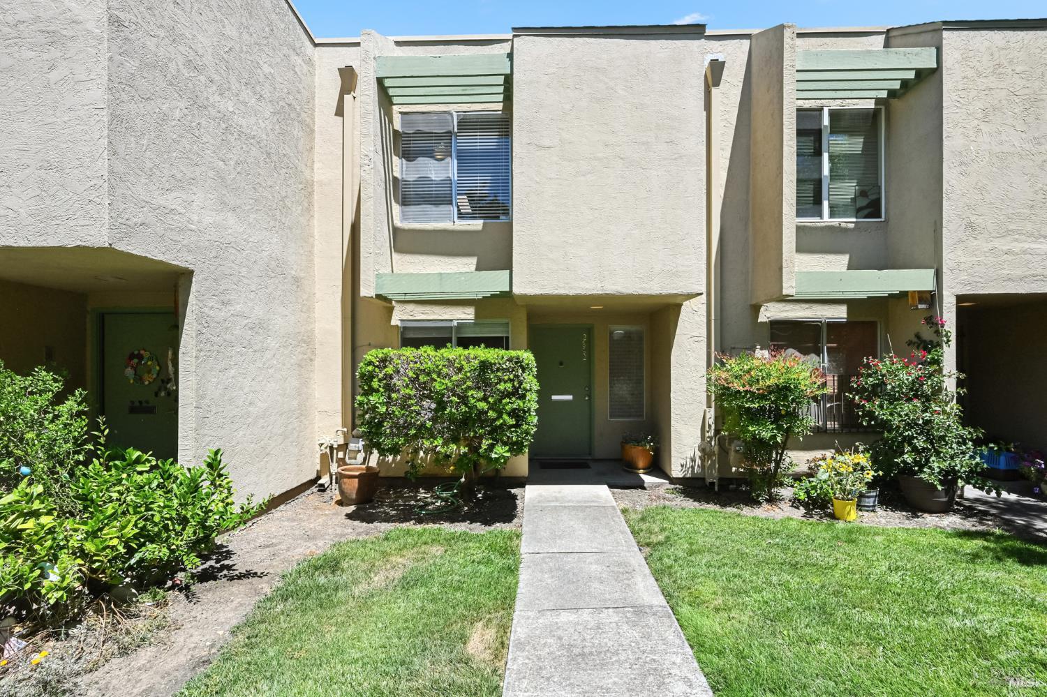 2992 Yulupa Avenue Santa Rosa CA 95405