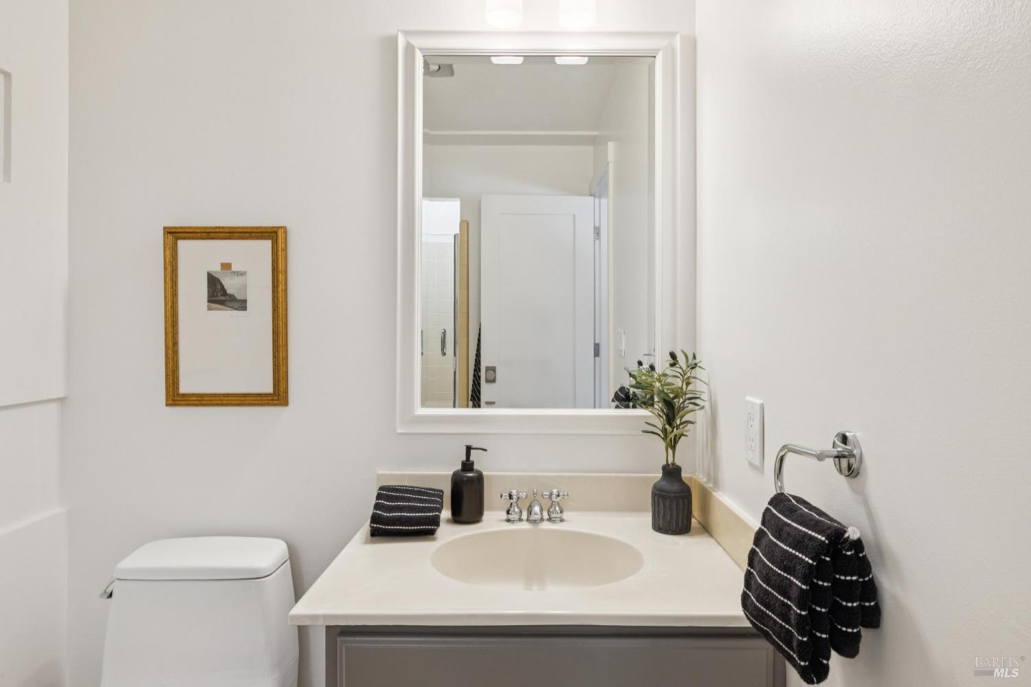 831 Sir Francis Drake Boulevard San Anselmo CA 94960