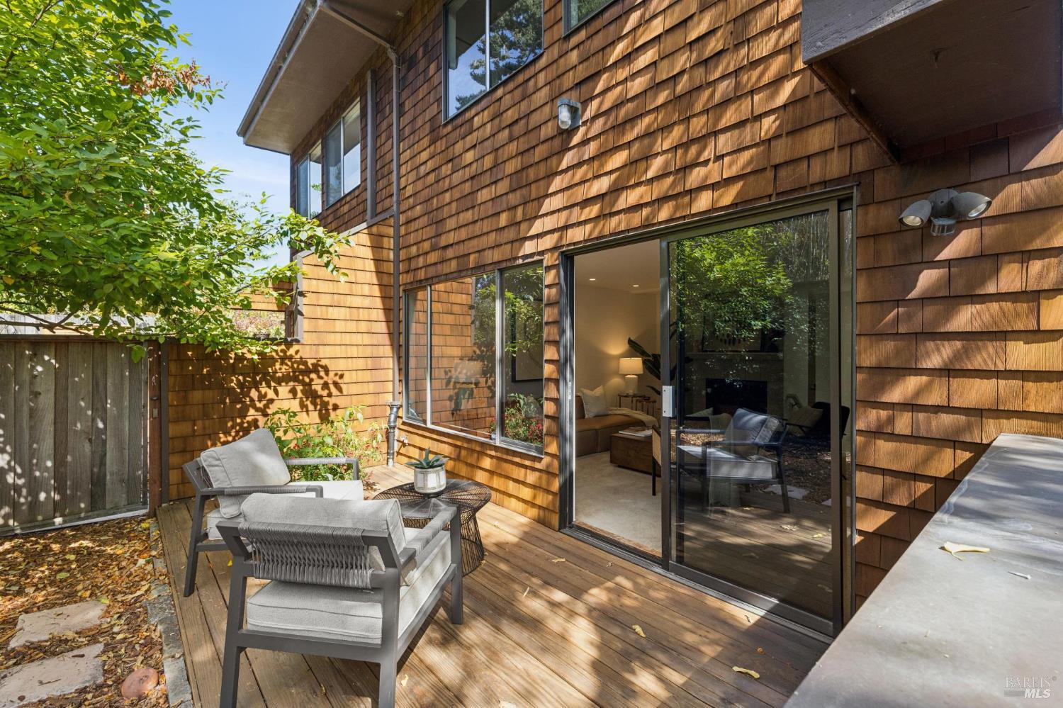 831 Sir Francis Drake Boulevard San Anselmo CA 94960