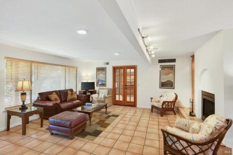 847 W Spain Street Sonoma CA 95476