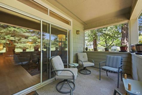2092 Stonefield Lane Santa Rosa CA 95403