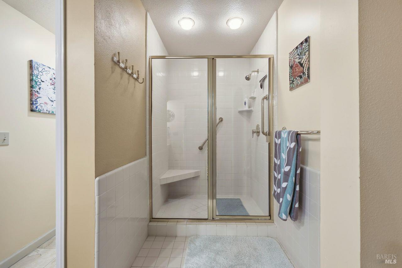 2092 Stonefield Lane Santa Rosa CA 95403