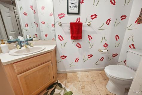 2092 Stonefield Lane Santa Rosa CA 95403