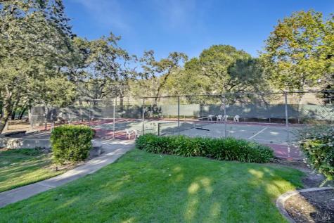 2092 Stonefield Lane Santa Rosa CA 95403