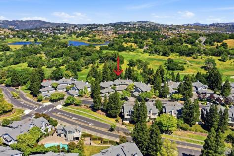 2092 Stonefield Lane Santa Rosa CA 95403