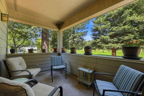 2092 Stonefield Lane Santa Rosa CA 95403
