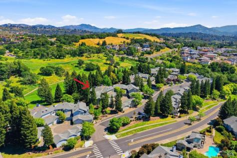 2092 Stonefield Lane Santa Rosa CA 95403