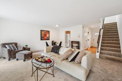 13 Burdell Court Novato CA 94949