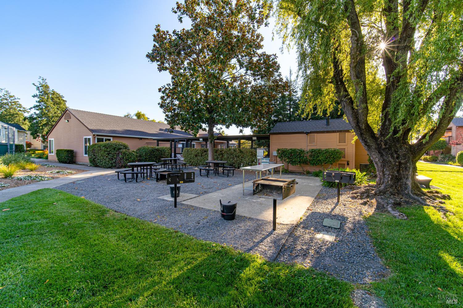8201 Camino Colegio Rohnert Park CA 94928