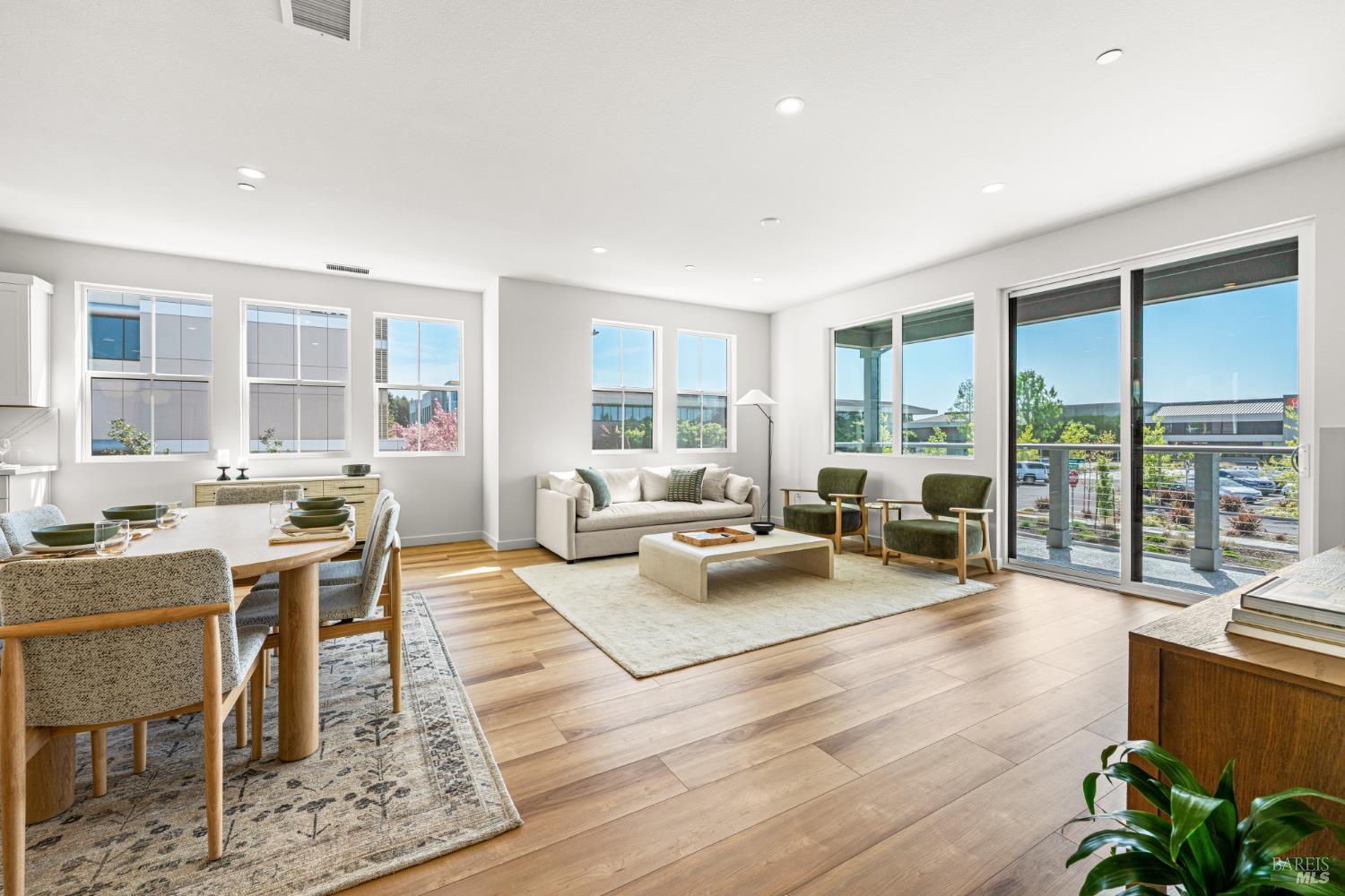 1480 Waterside Lane Rohnert Park CA 94928