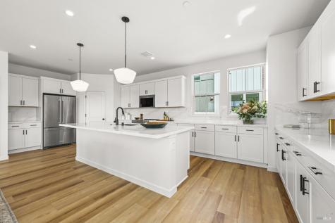 1480 Waterside Lane Rohnert Park CA 94928