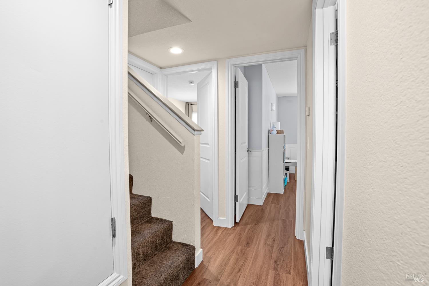 2706 Lakeview Drive Santa Rosa CA 95405