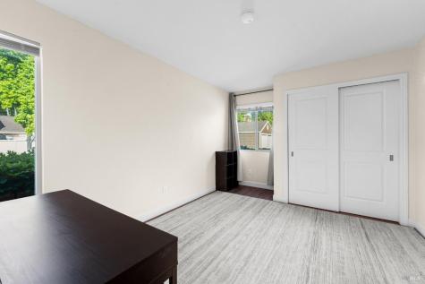 2706 Lakeview Drive Santa Rosa CA 95405