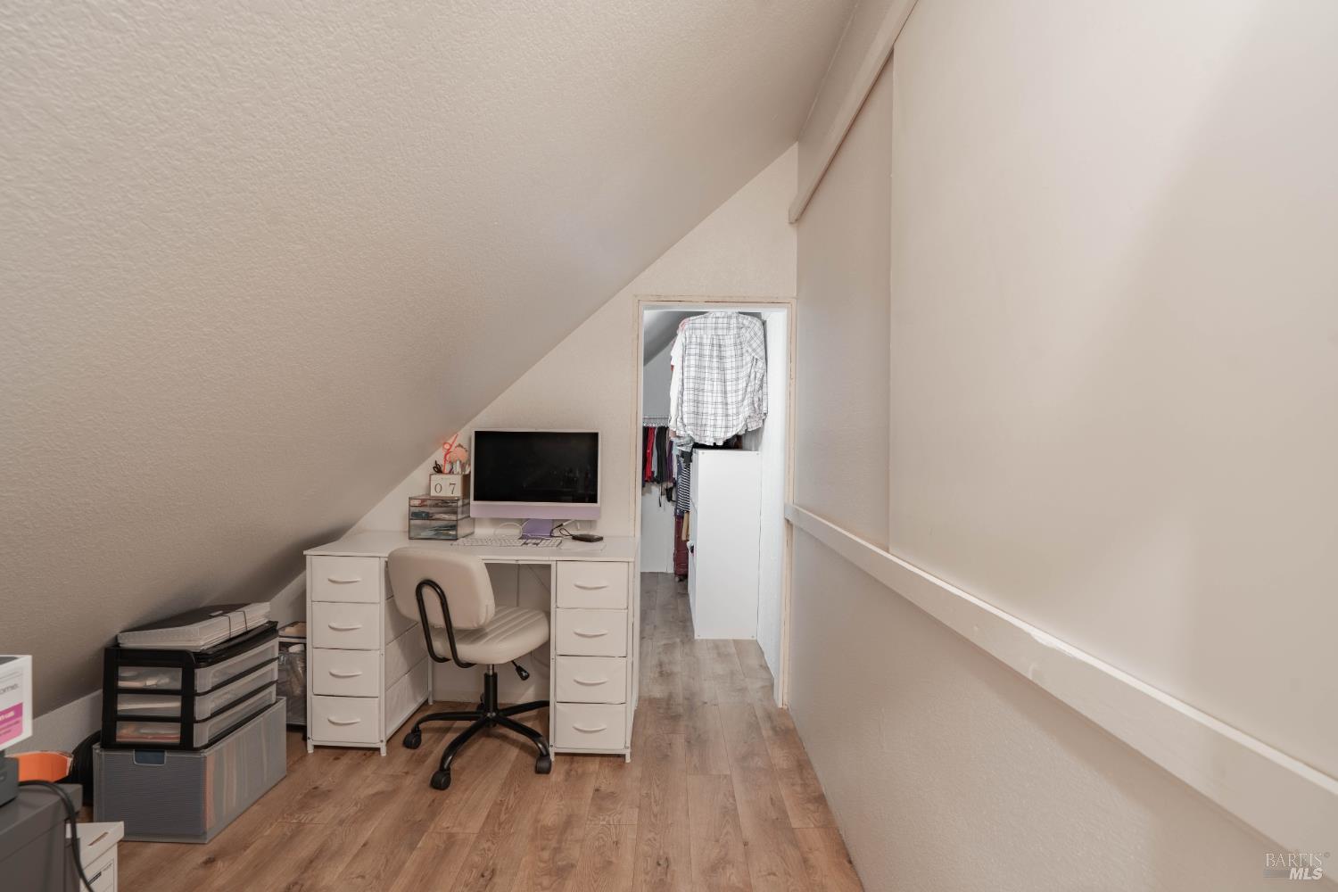 2706 Lakeview Drive Santa Rosa CA 95405