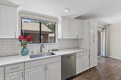 218 Los Alamos Road Santa Rosa CA 95409