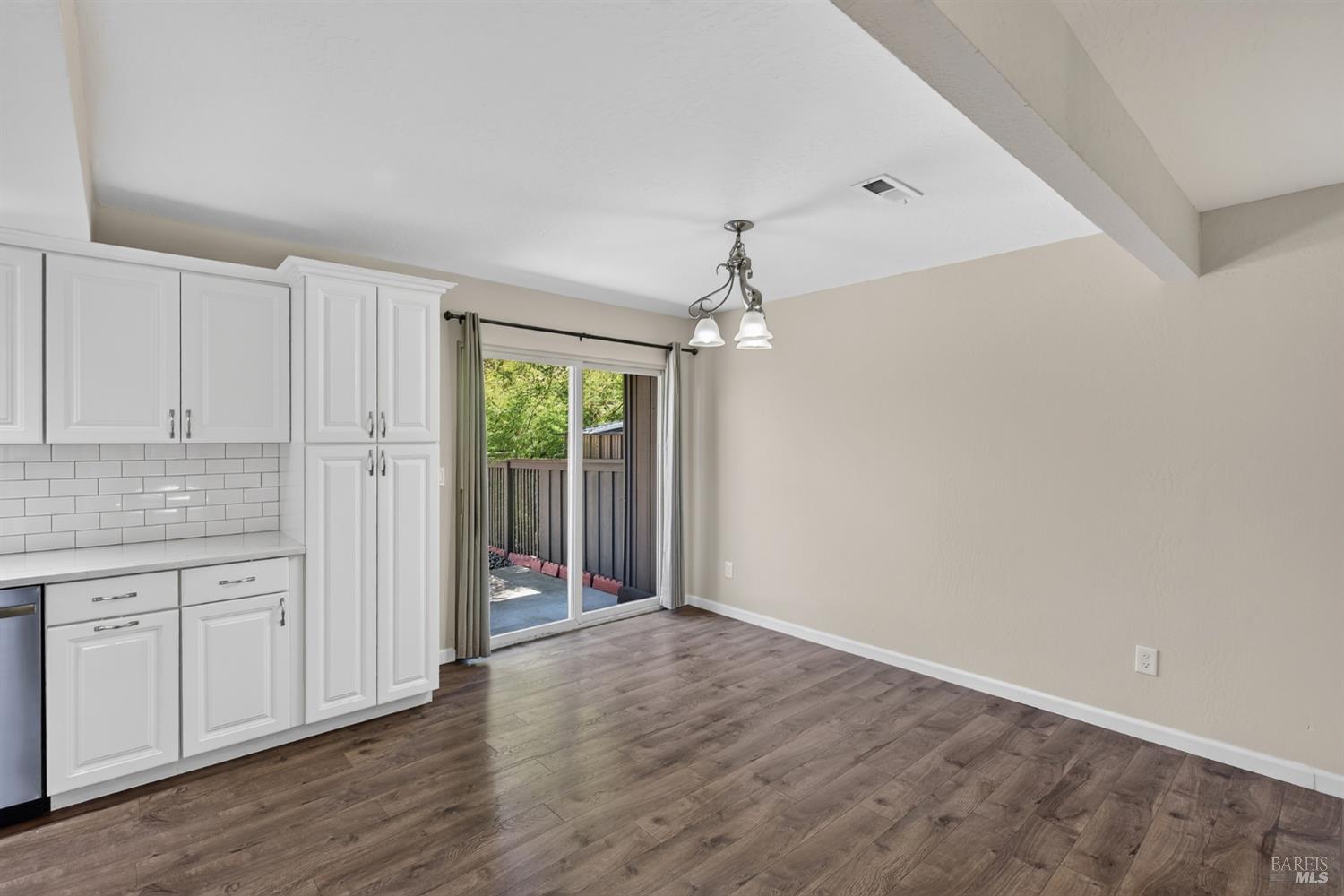 218 Los Alamos Road Santa Rosa CA 95409
