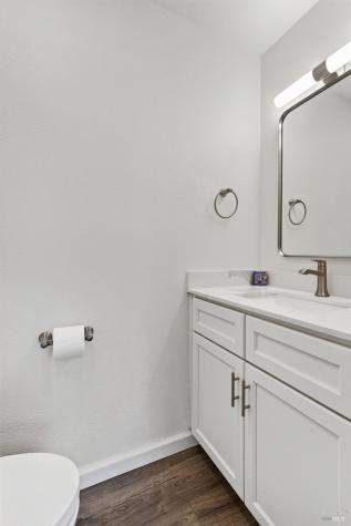 218 Los Alamos Road Santa Rosa CA 95409
