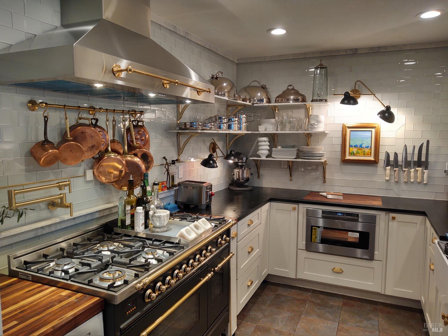 866 Princeton Drive Sonoma CA 95476