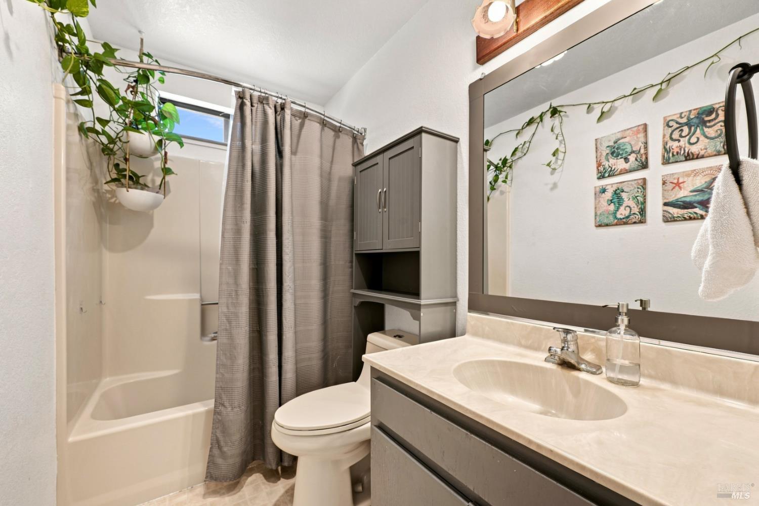 1908 Windmill Circle Santa Rosa CA 95403