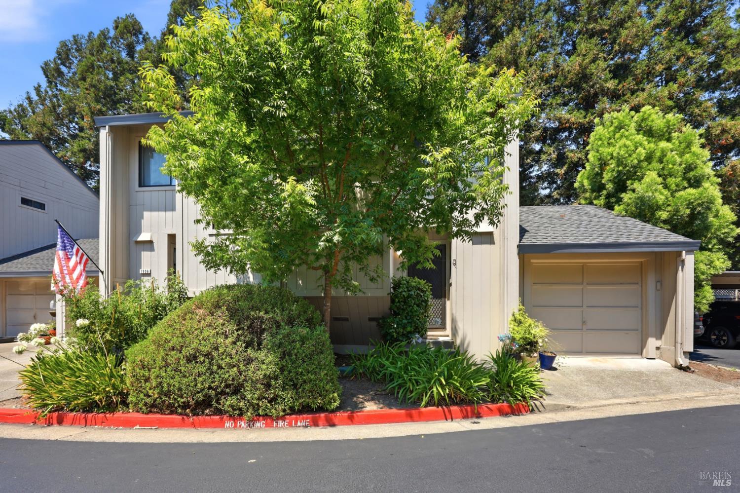 1908 Windmill Circle Santa Rosa CA 95403
