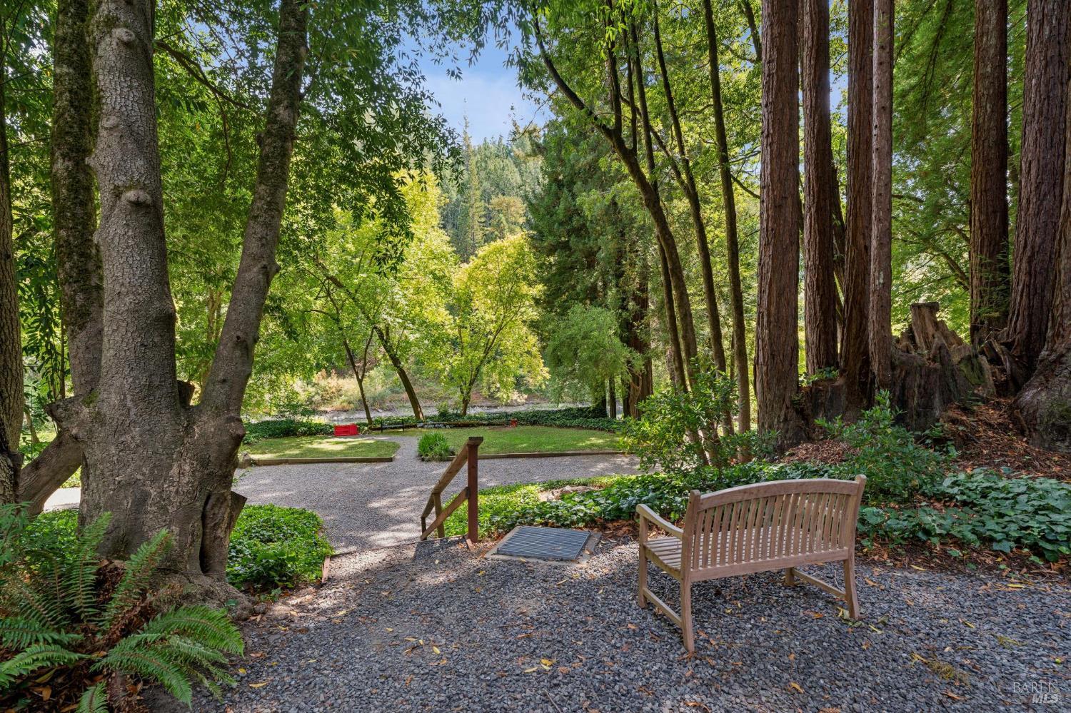 14093 Sosna Way Guerneville CA 95446