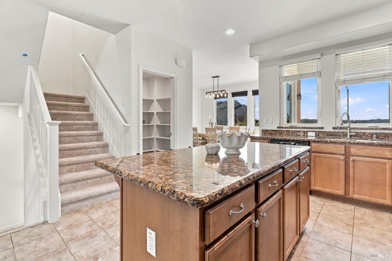 634 Jade Street Petaluma CA 94952