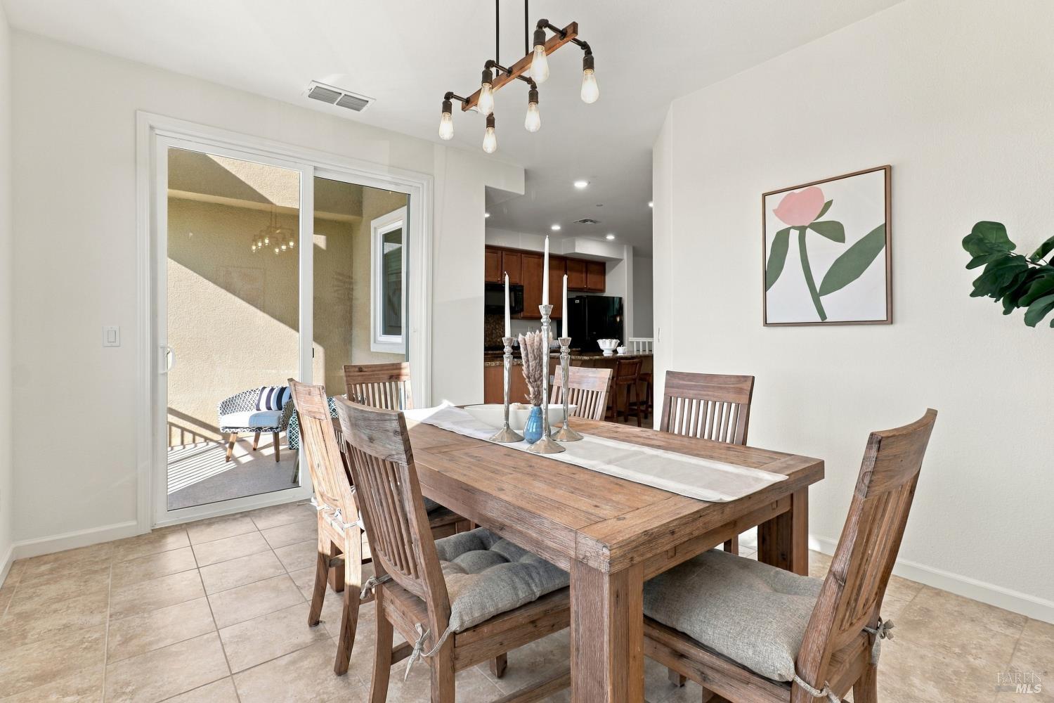 634 Jade Street Petaluma CA 94952