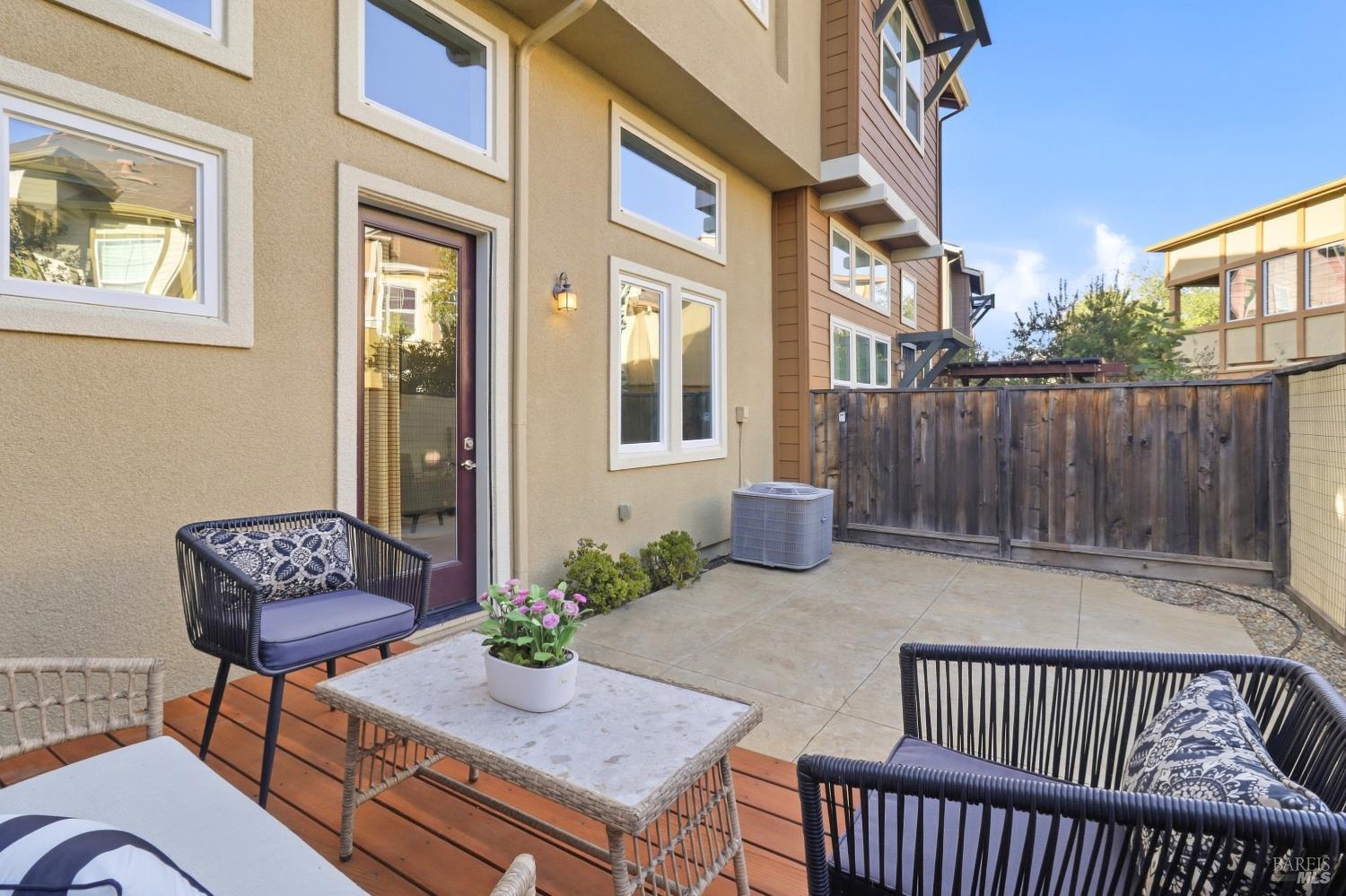 634 Jade Street Petaluma CA 94952