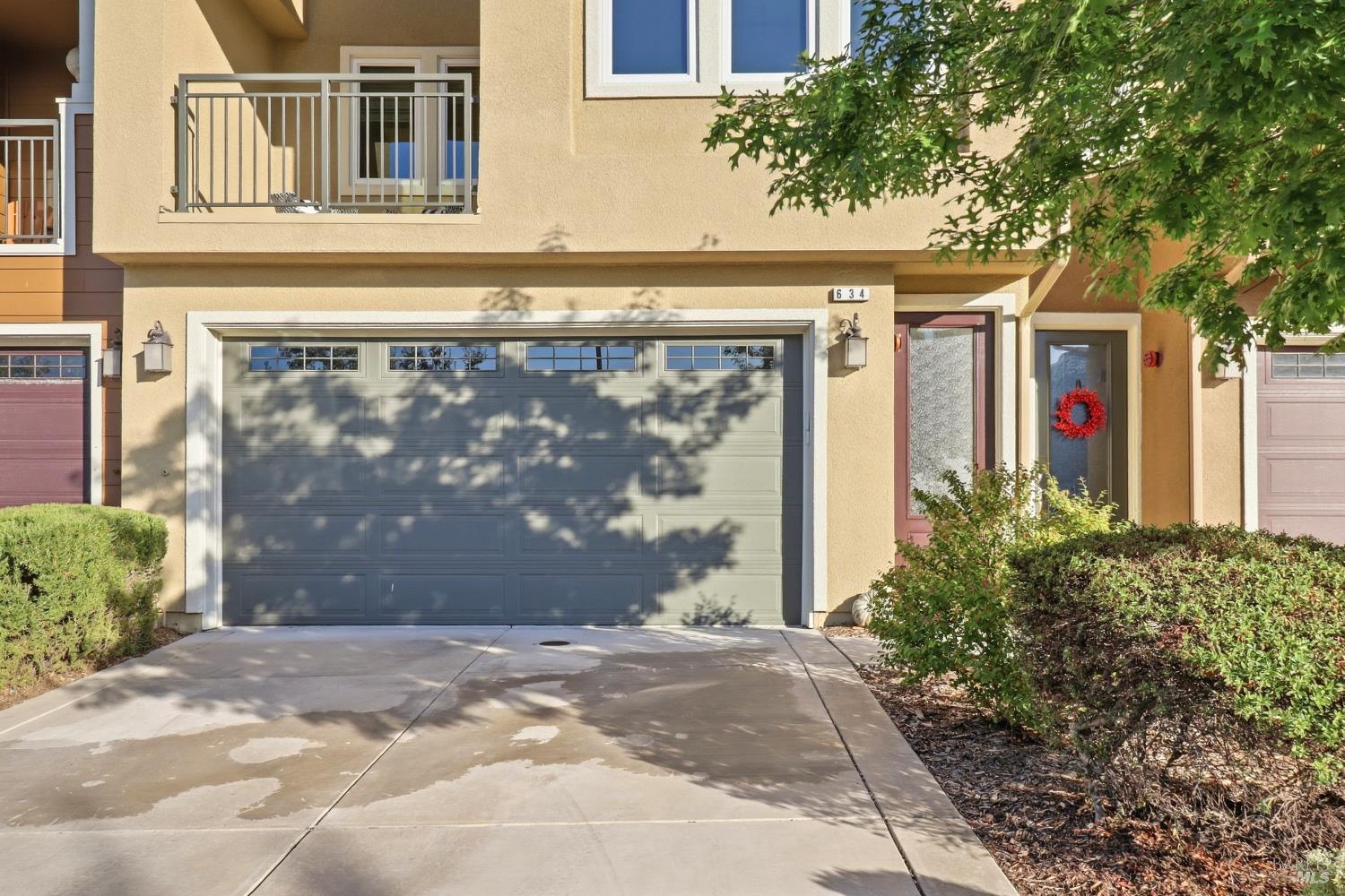 634 Jade Street Petaluma CA 94952