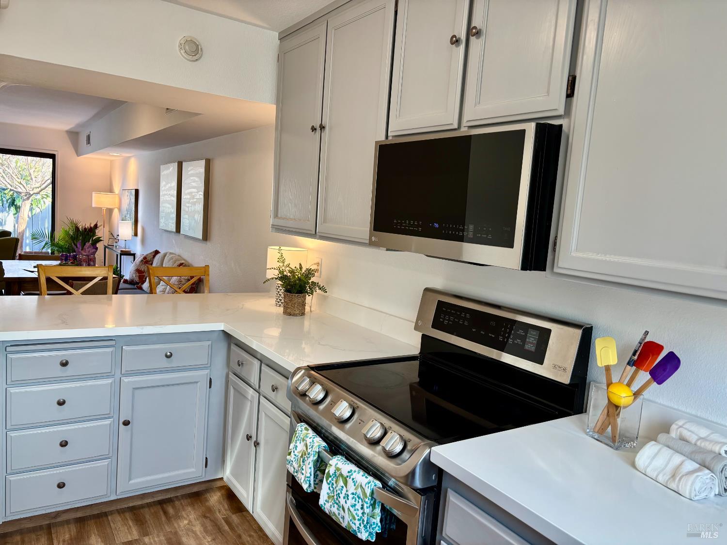 105 Elbridge Avenue Cloverdale CA 95425