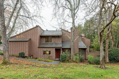 4 Hummingbird Way Novato CA 94949
