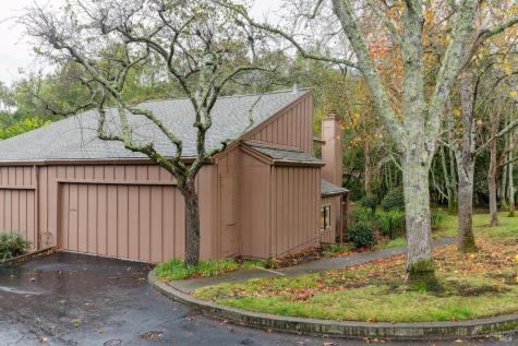 4 Hummingbird Way Novato CA 94949