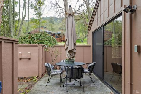4 Hummingbird Way Novato CA 94949
