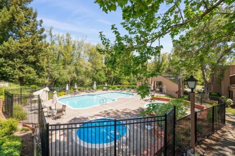 4 Hummingbird Way Novato CA 94949
