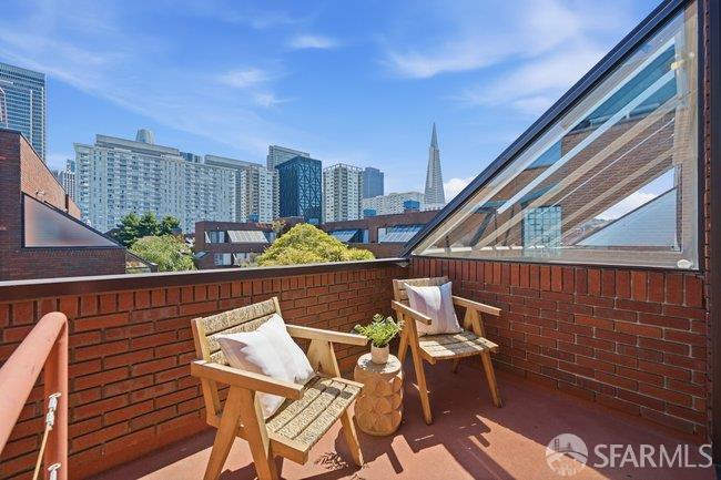 640 Davis Street San Francisco CA 94111