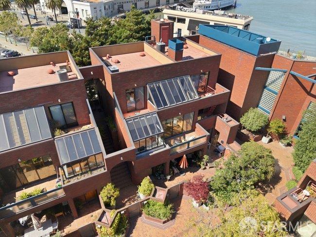640 Davis Street San Francisco CA 94111