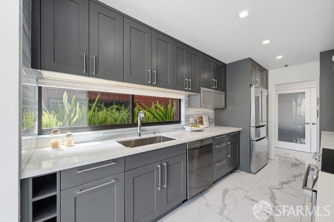 640 Davis Street San Francisco CA 94111