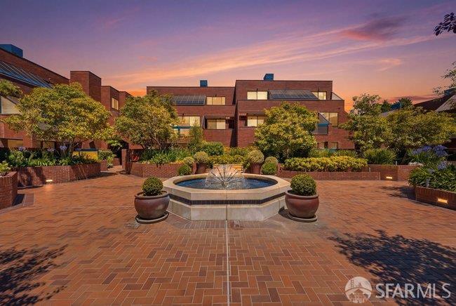 640 Davis Street San Francisco CA 94111