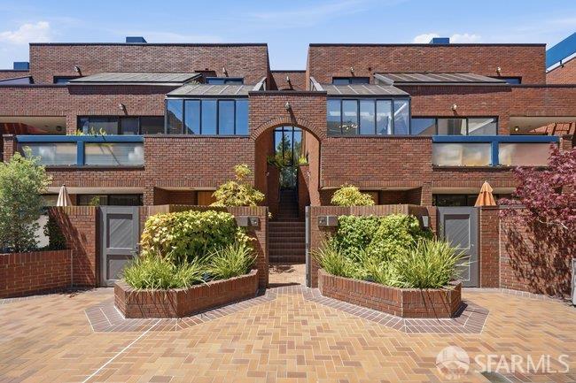 640 Davis Street San Francisco CA 94111