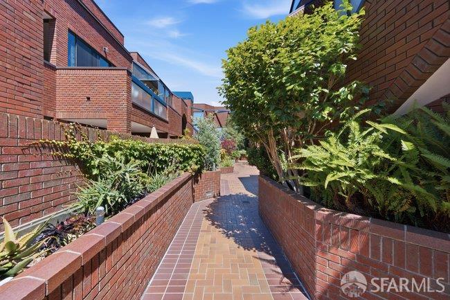 640 Davis Street San Francisco CA 94111