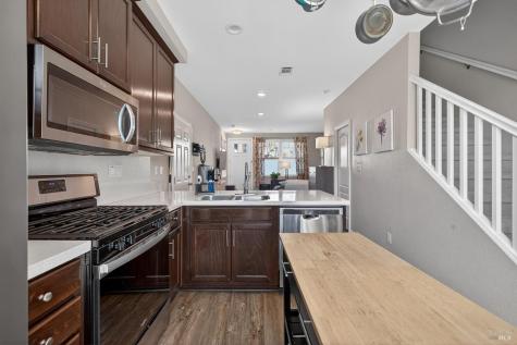 465 Miaterra Drive Santa Rosa CA 95407