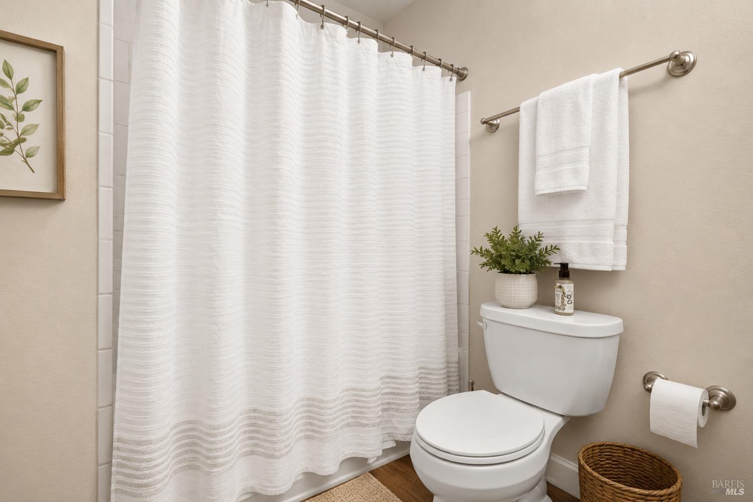 465 Miaterra Drive Santa Rosa CA 95407