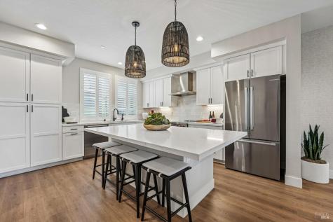 207 Pippin Court Sebastopol CA 95407
