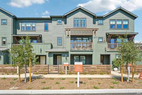 207 Pippin Court Sebastopol CA 95407