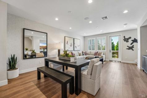 207 Pippin Court Sebastopol CA 95407