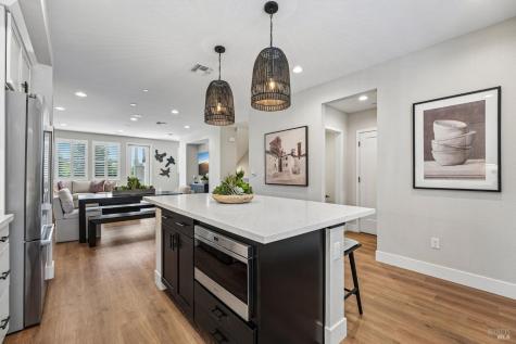 207 Pippin Court Sebastopol CA 95407