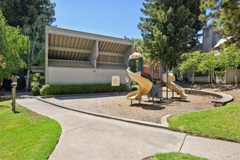 258 Sandpiper Court Novato CA 94949