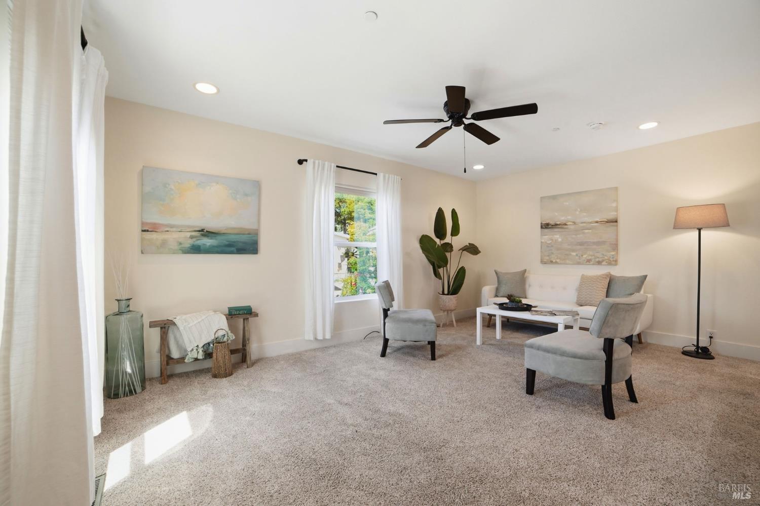 97 Kennedy Lane Healdsburg CA 95448