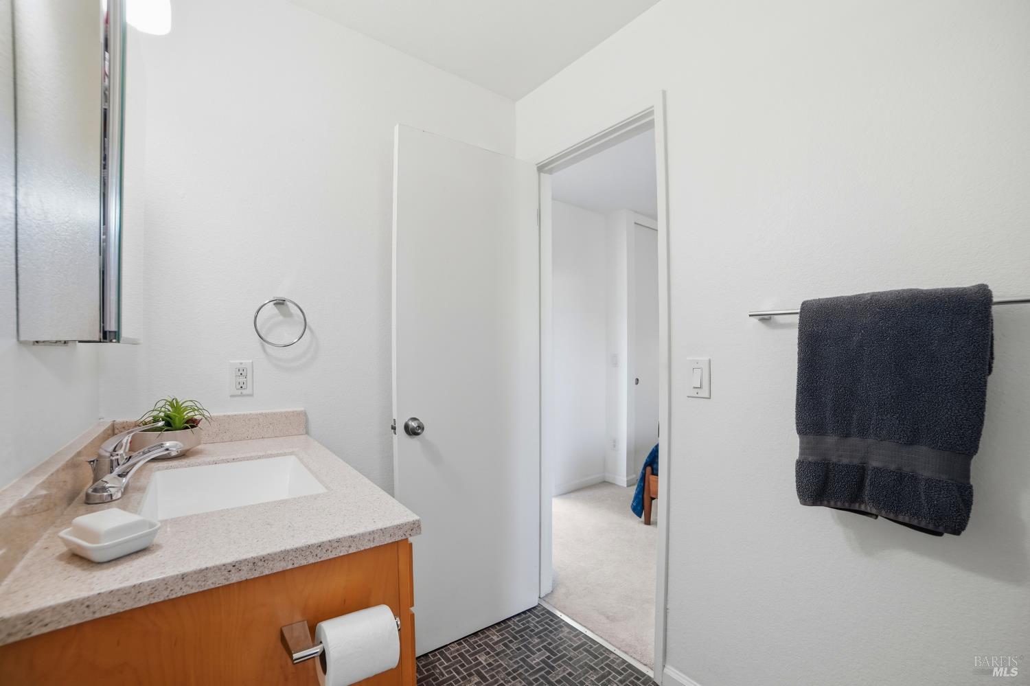 178 Courtyards E Windsor CA 95492