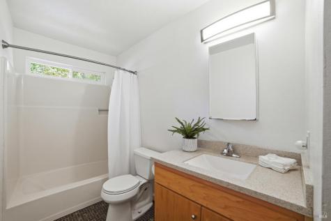 178 Courtyards E Windsor CA 95492